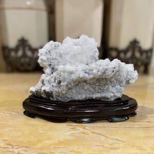 White healing QUARTZ Crystal